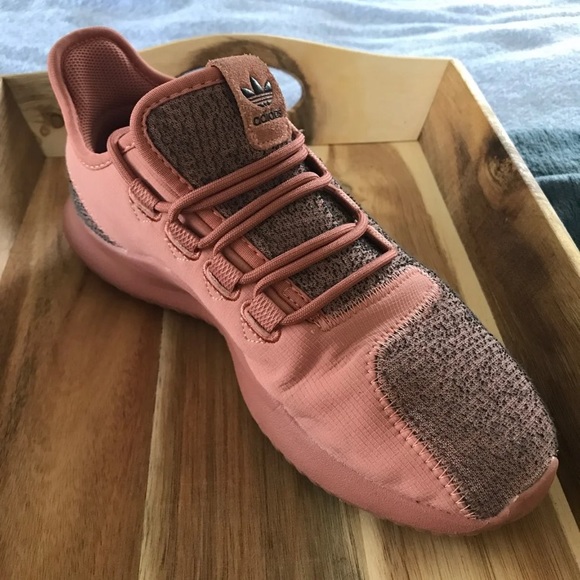 Adidas Tubular - Picture 1 of 5